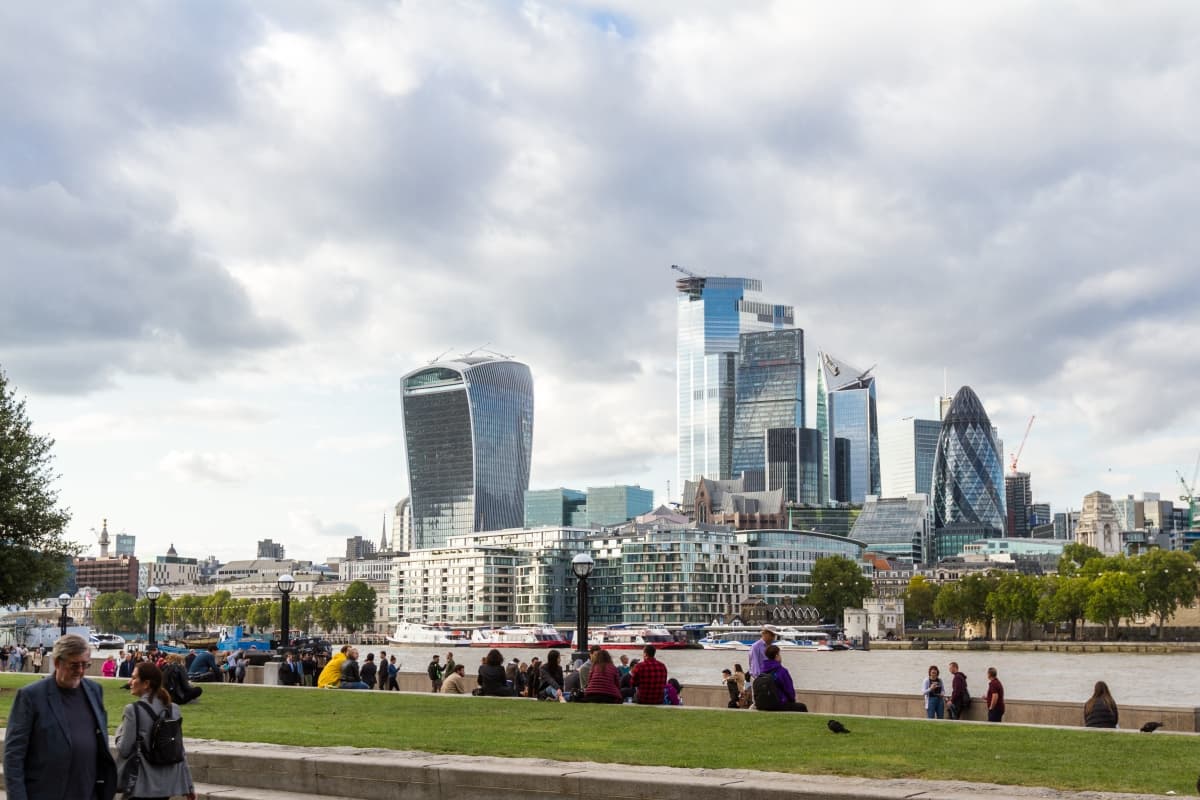 Buying Tips - London