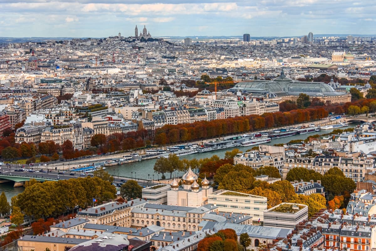City Overview - Paris